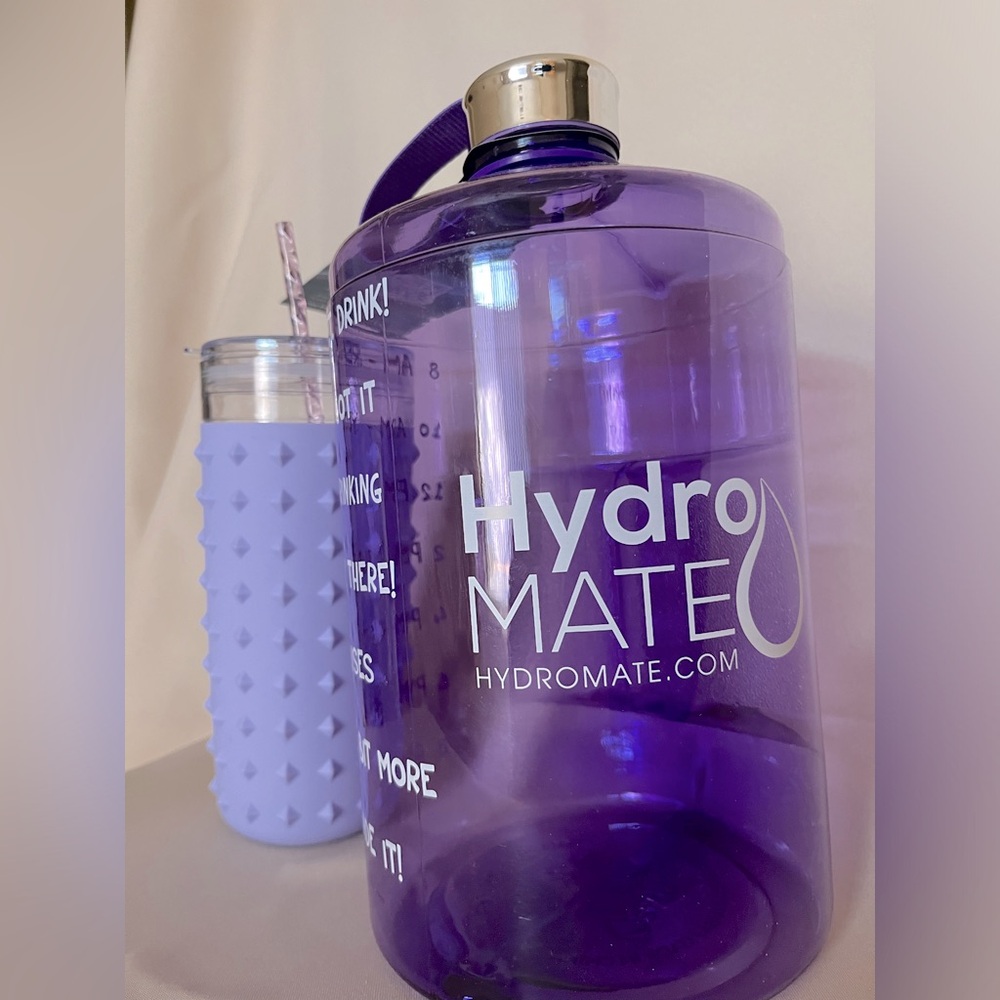HydroMATE Gallon Motivational Water Bottle with purple Tumbler